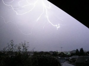 blog-2008-08-30-1-Thunder